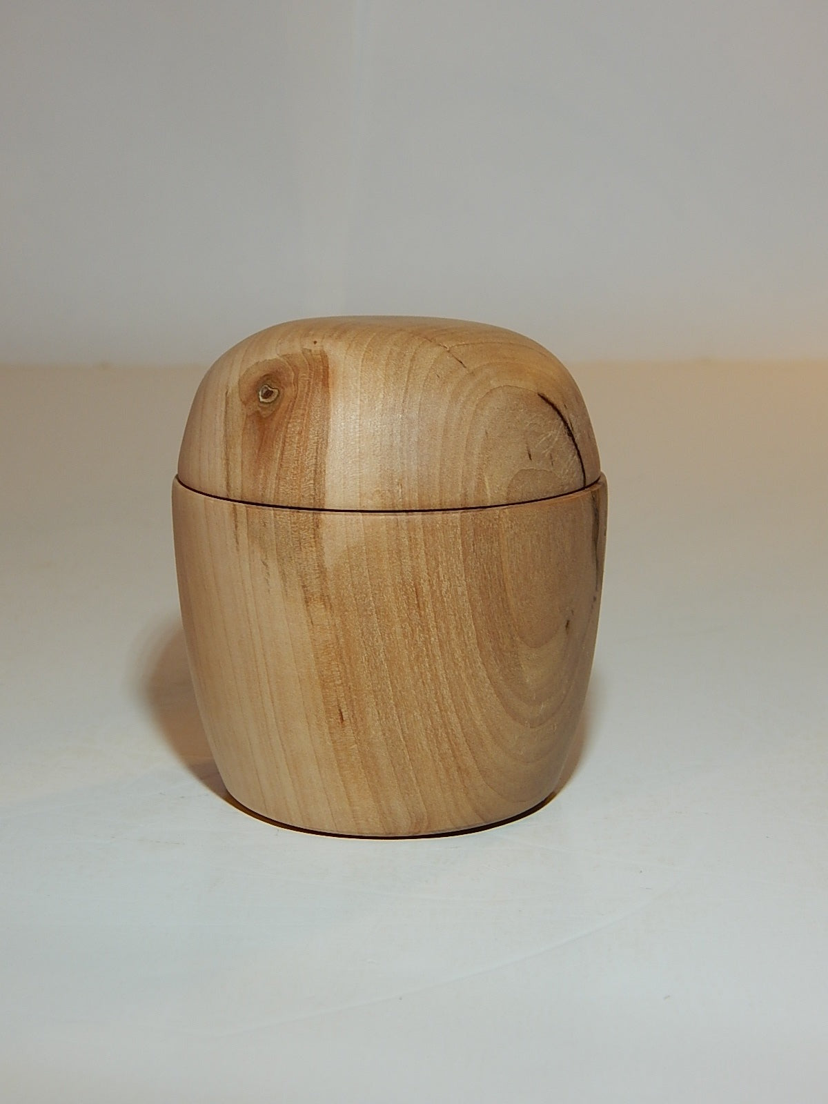 Maple Bowl with Lid, Handmade Lathe Turned Box, Artisan Crafted