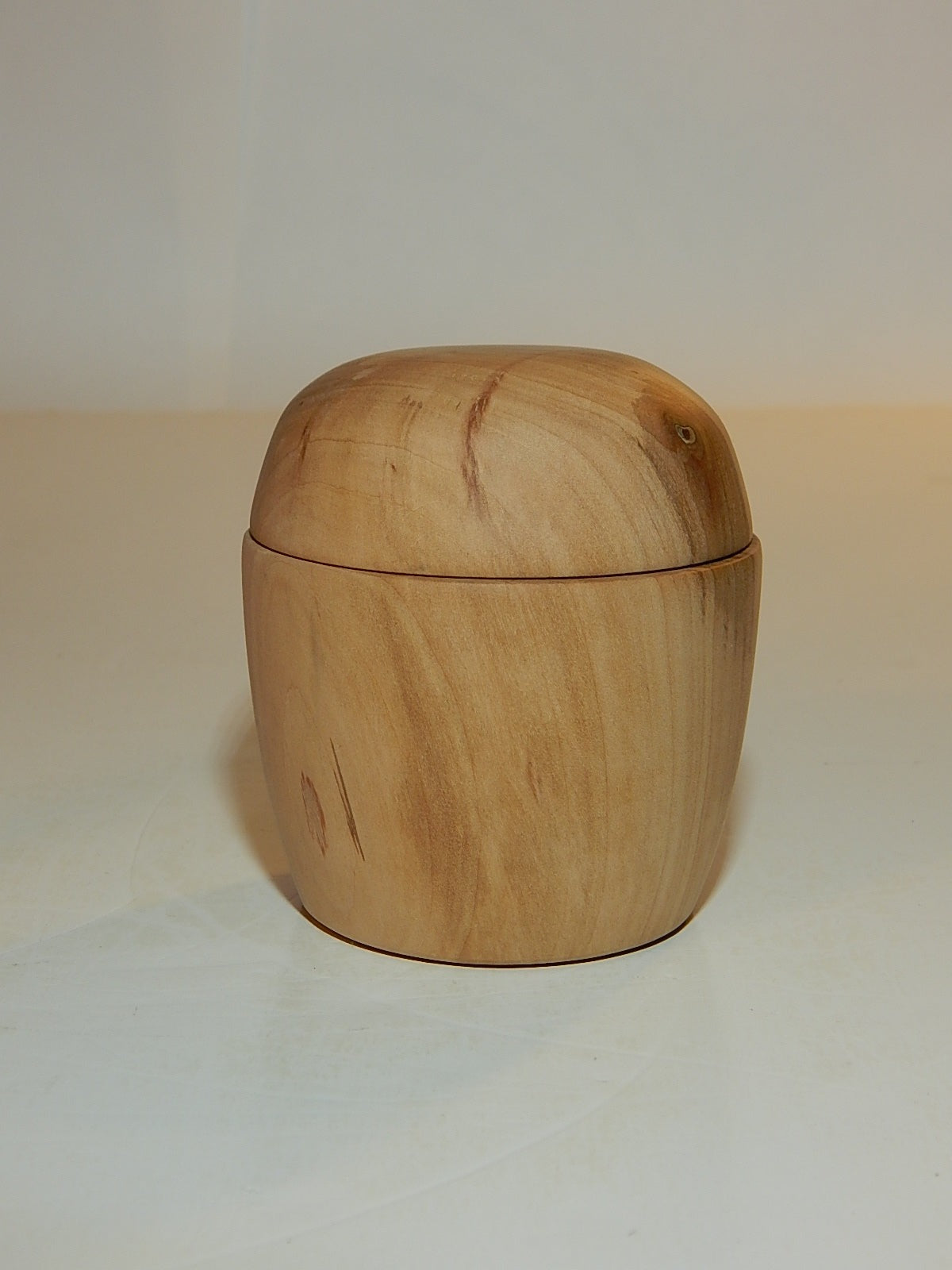 Maple Bowl with Lid, Handmade Lathe Turned Box, Artisan Crafted