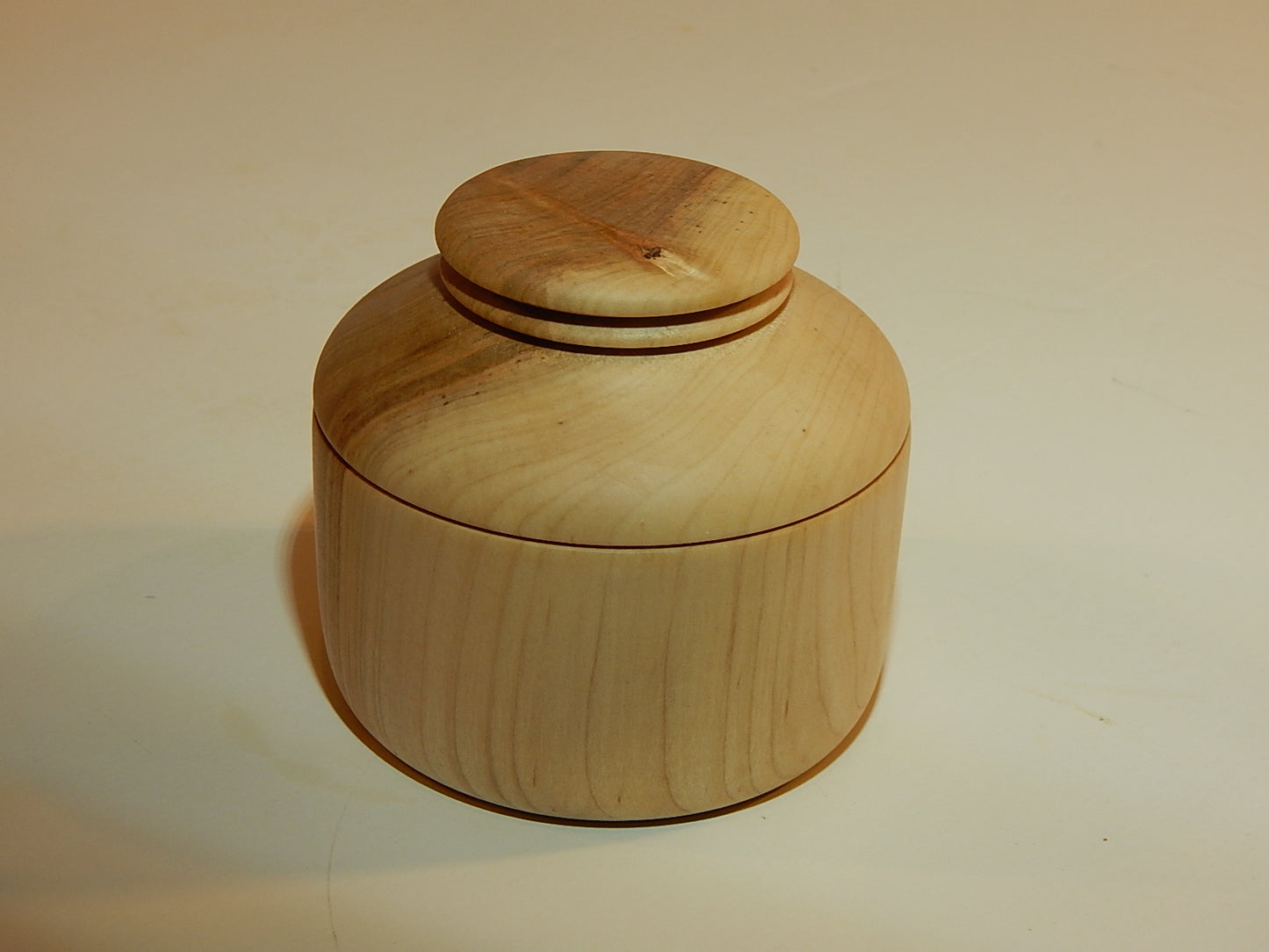 Maple Bowl with Lid, Handmade Lathe Turned Box, Artisan Crafted