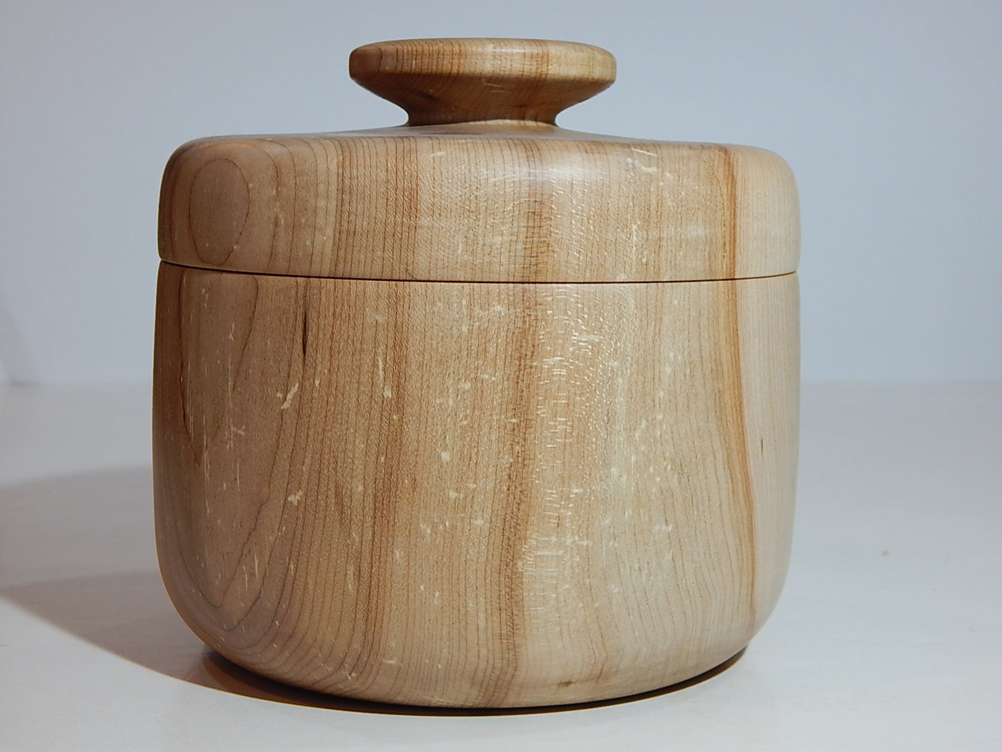 Maple Bowl with Lid, Handmade Lathe Turned Box, Artisan Crafted