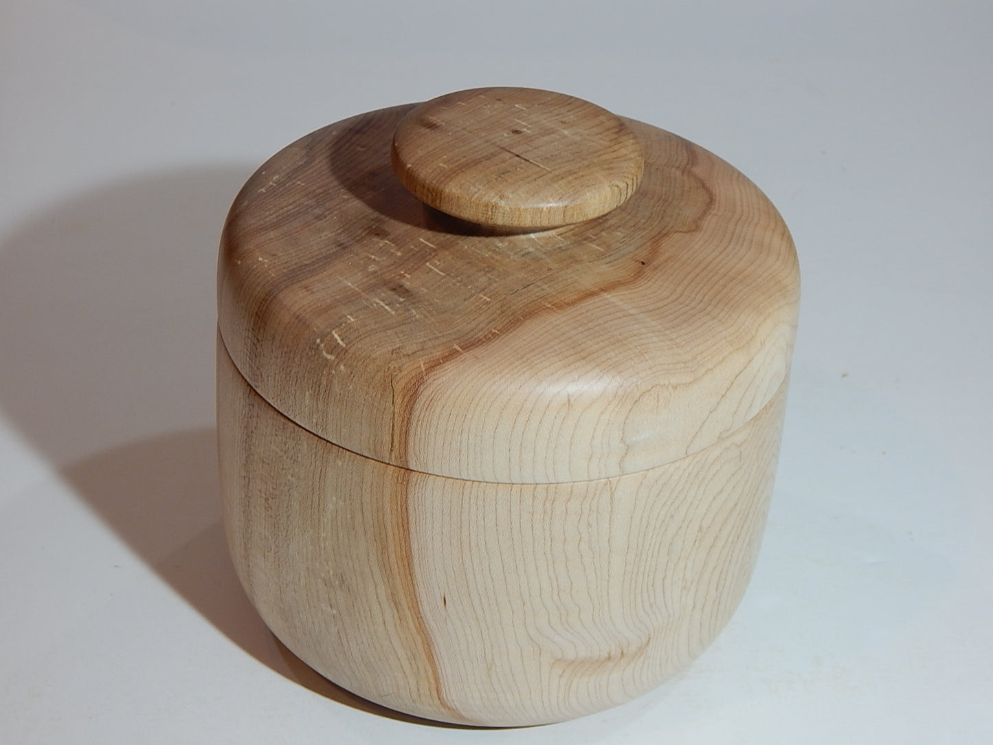 Maple Bowl with Lid, Handmade Lathe Turned Box, Artisan Crafted