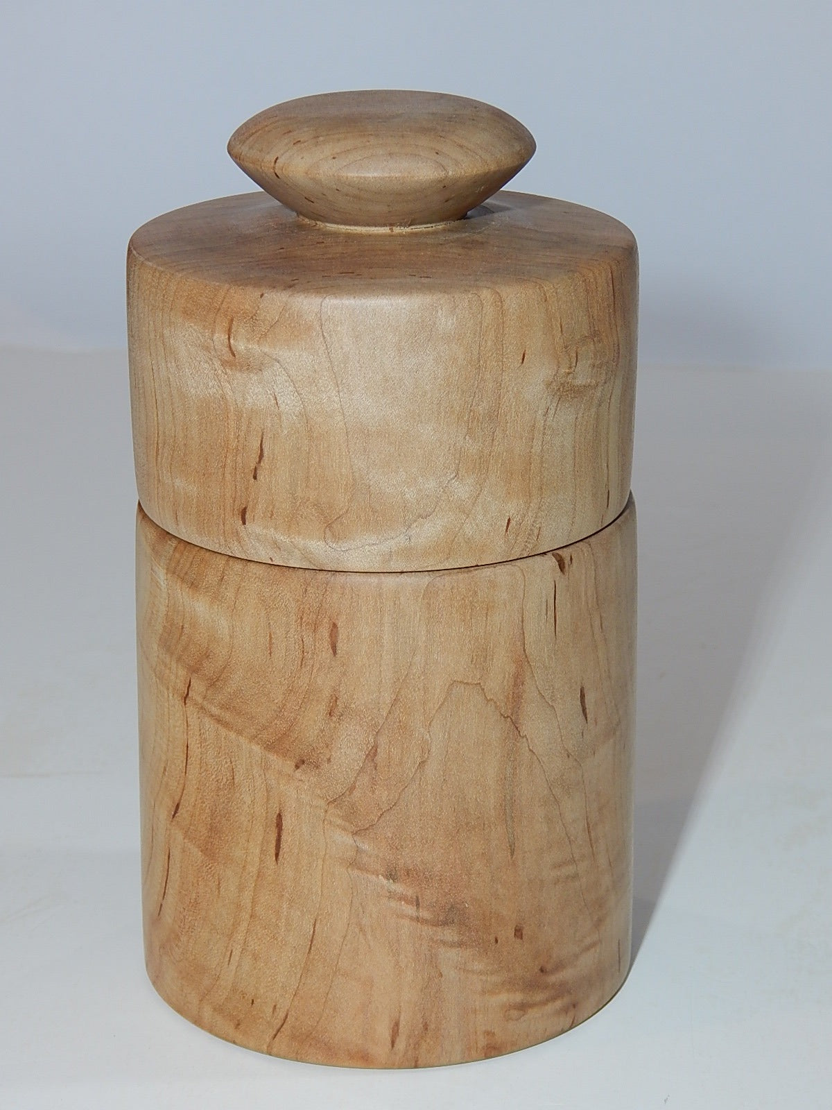 Maple Bowl with Lid, Handmade Lathe Turned Box, Artisan Crafted