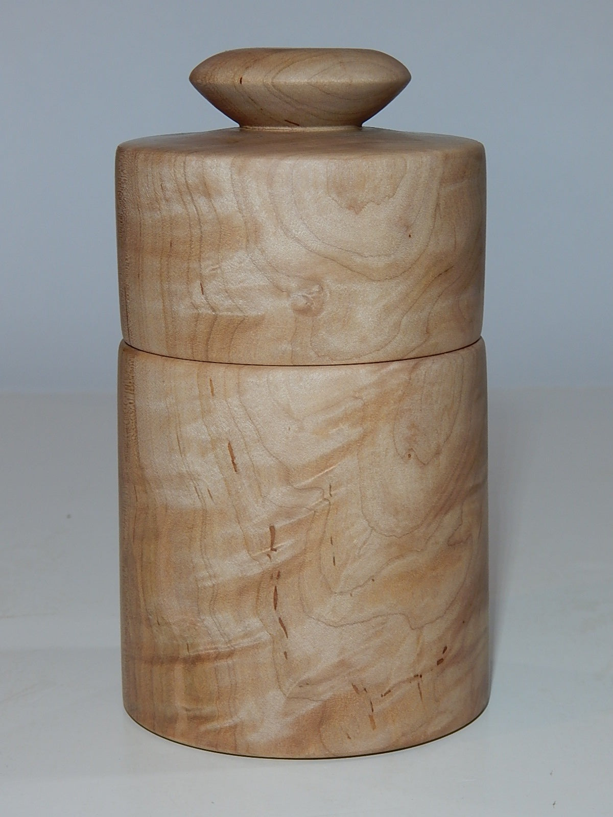 Maple Bowl with Lid, Handmade Lathe Turned Box, Artisan Crafted