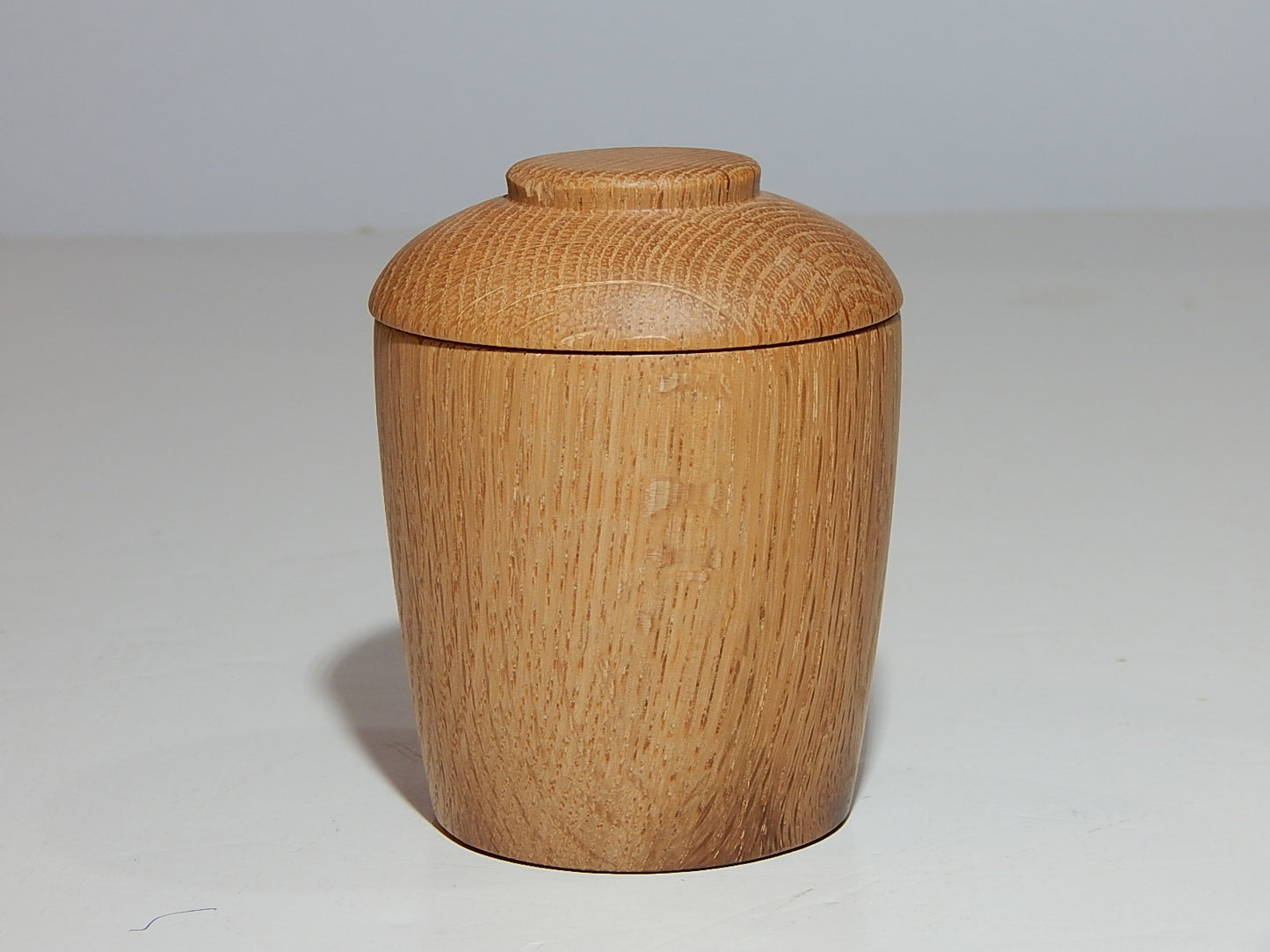 Oak Bowl with Lid, Handmade Lathe Turned Box, Artisan Crafted