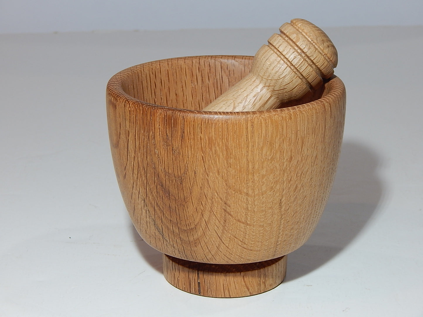 OAK MORTAR AND PESTLE HANDMADE LATHE TURNED ARTISAN CRAFTED