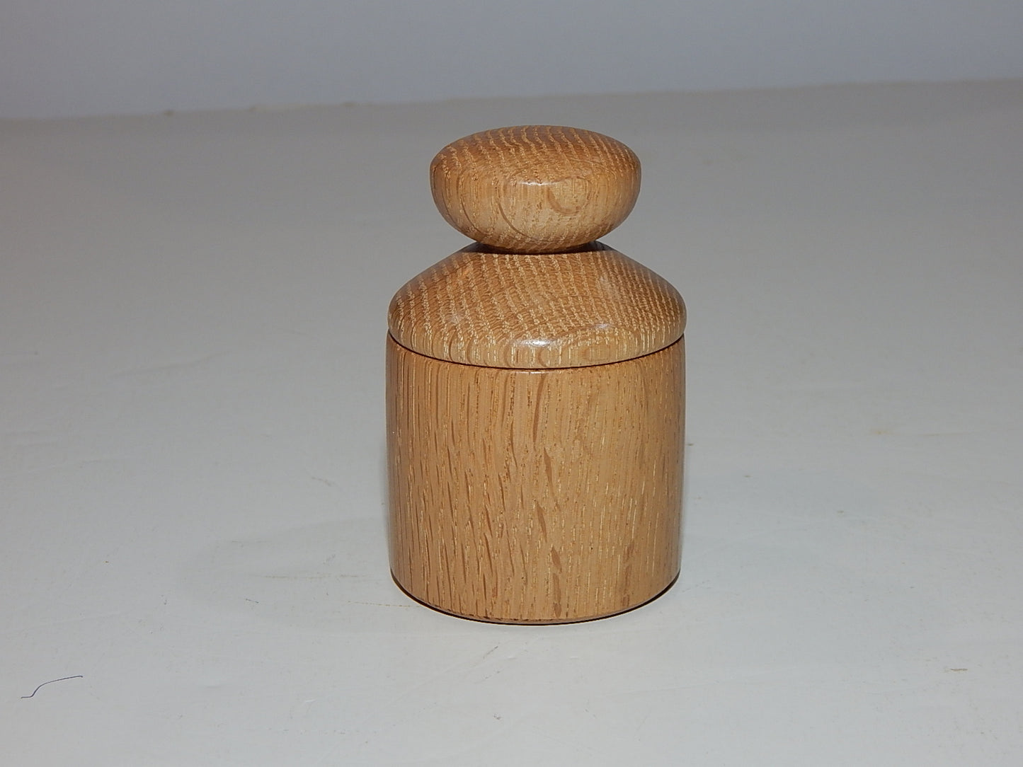 Oak Bowl with Lid, Handmade Lathe Turned Box, Artisan Crafted