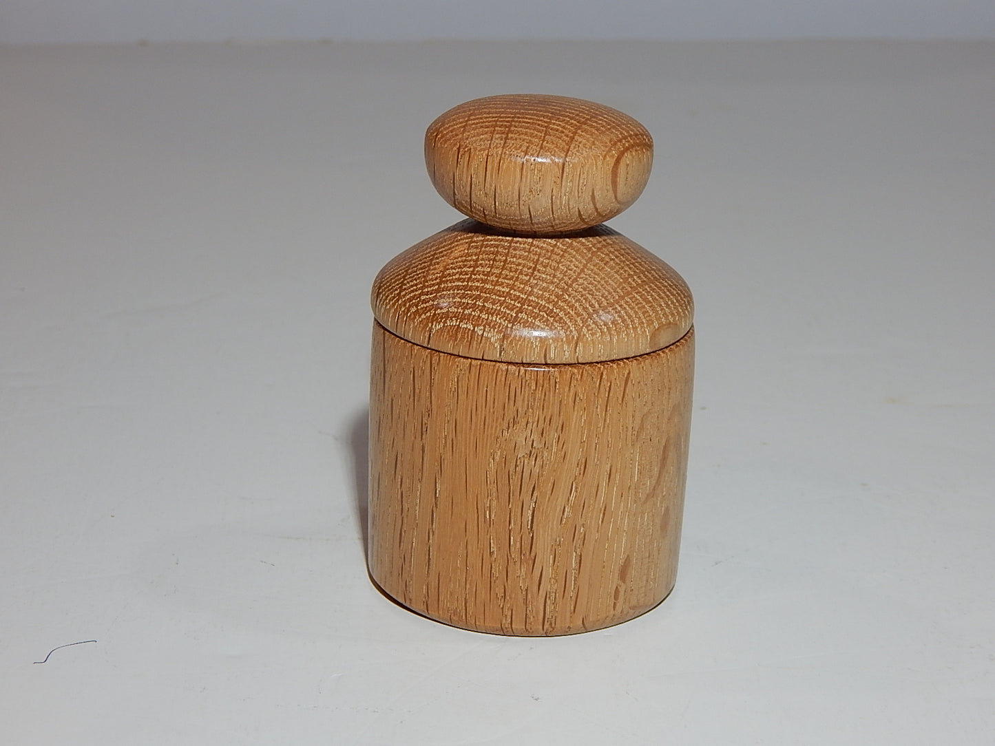 Oak Bowl with Lid, Handmade Lathe Turned Box, Artisan Crafted