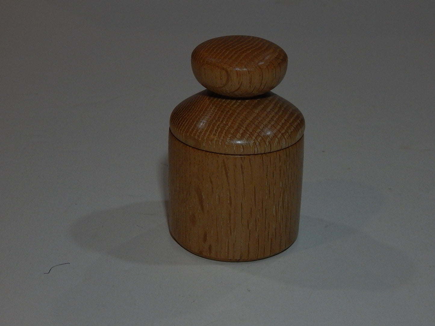 Oak Bowl with Lid, Handmade Lathe Turned Box, Artisan Crafted