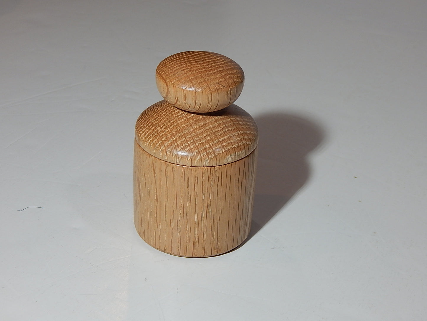 Oak Bowl with Lid, Handmade Lathe Turned Box, Artisan Crafted