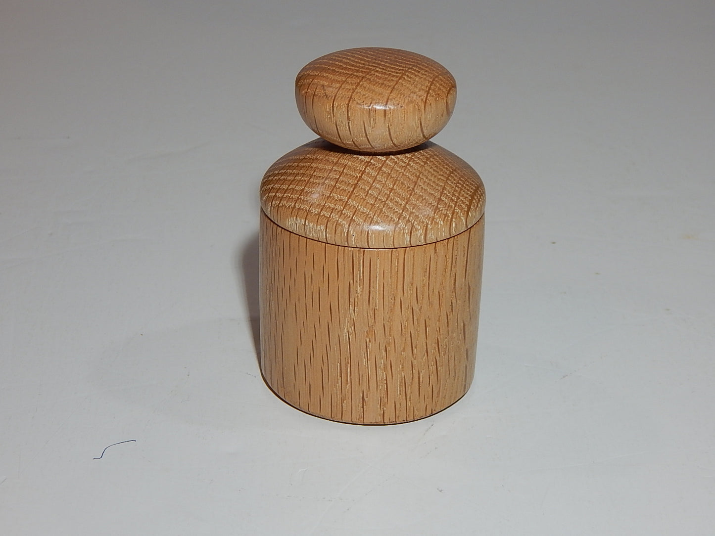 Oak Bowl with Lid, Handmade Lathe Turned Box, Artisan Crafted