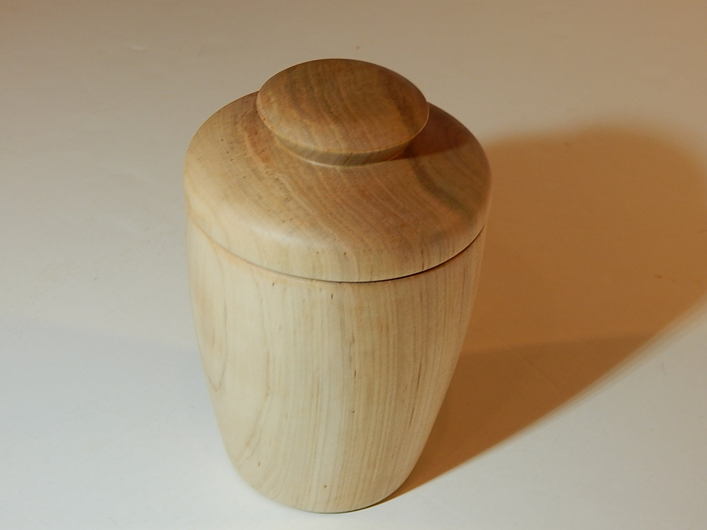 Maple Bowl with Lid, Handmade Lathe Turned Box, Artisan Crafted