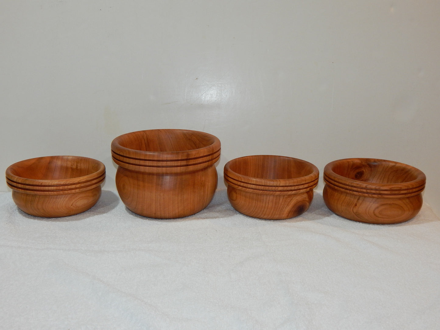 WILD CHERRY WOOD 4 BOWLS HANDMADE SET ARTISAN CRAFTED