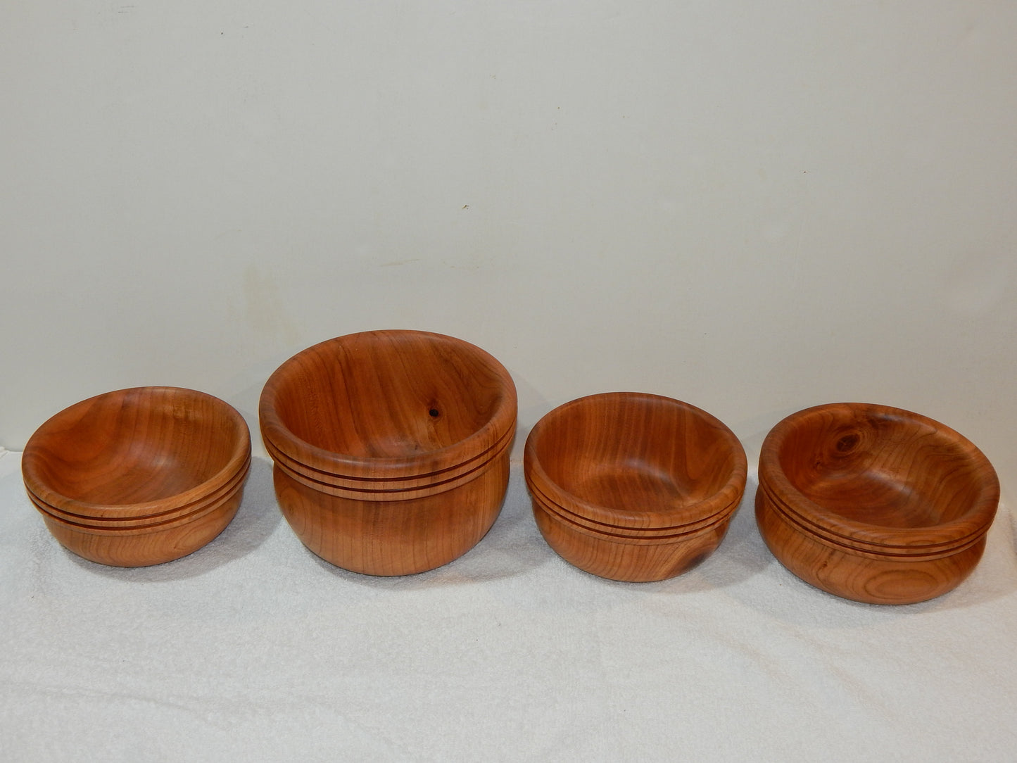 WILD CHERRY WOOD 4 BOWLS HANDMADE SET ARTISAN CRAFTED