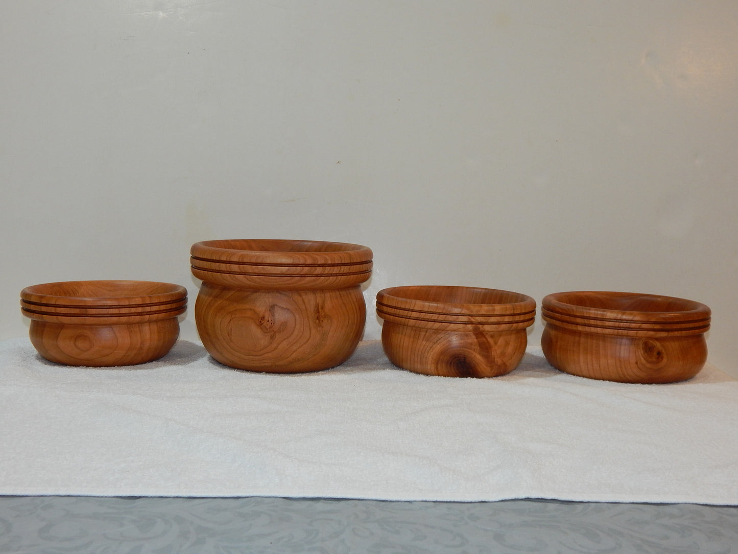 WILD CHERRY WOOD 4 BOWLS HANDMADE SET ARTISAN CRAFTED