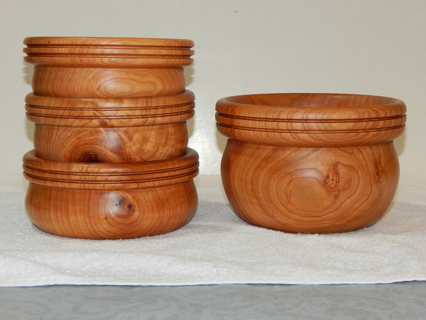 WILD CHERRY WOOD 4 BOWLS HANDMADE SET ARTISAN CRAFTED