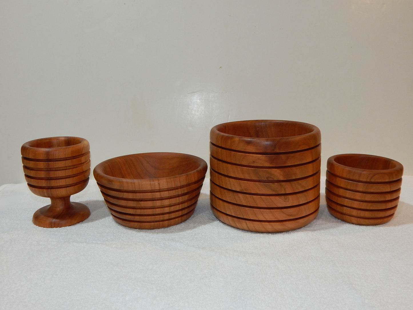 WILD CHERRY WOOD 4 BOWLS HANDMADE SET ARTISAN CRAFTED