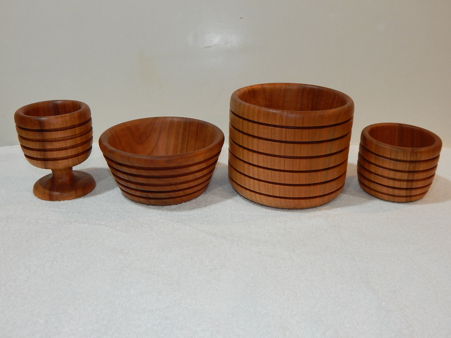 WILD CHERRY WOOD 4 BOWLS HANDMADE SET ARTISAN CRAFTED