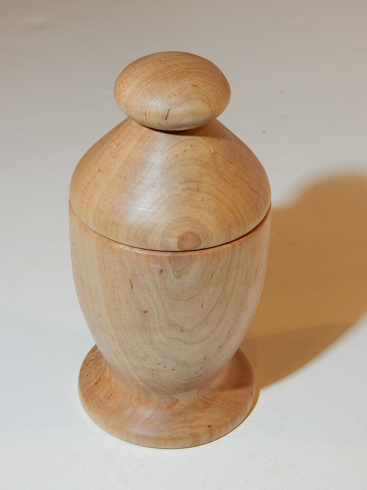 Maple Bowl with Lid, Handmade Lathe Turned Box, Artisan Crafted