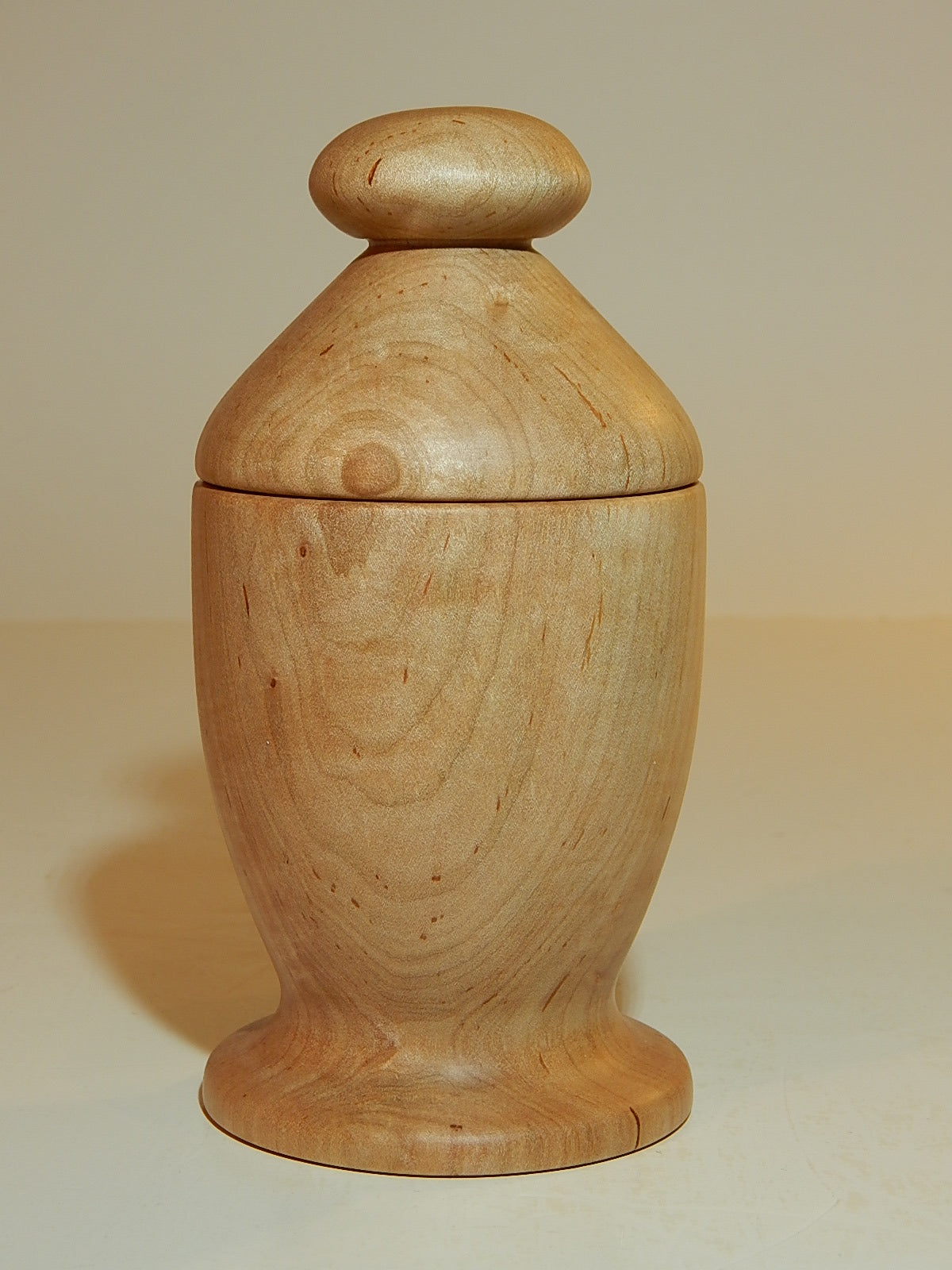 Maple Bowl with Lid, Handmade Lathe Turned Box, Artisan Crafted