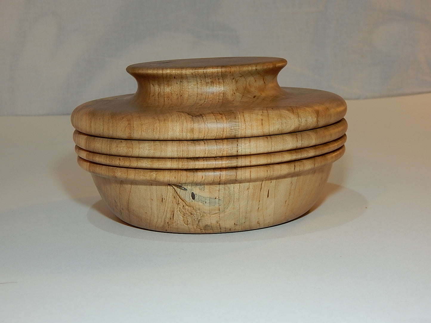 Maple Bowl with Lid, Handmade Lathe Turned Box, Artisan Crafted