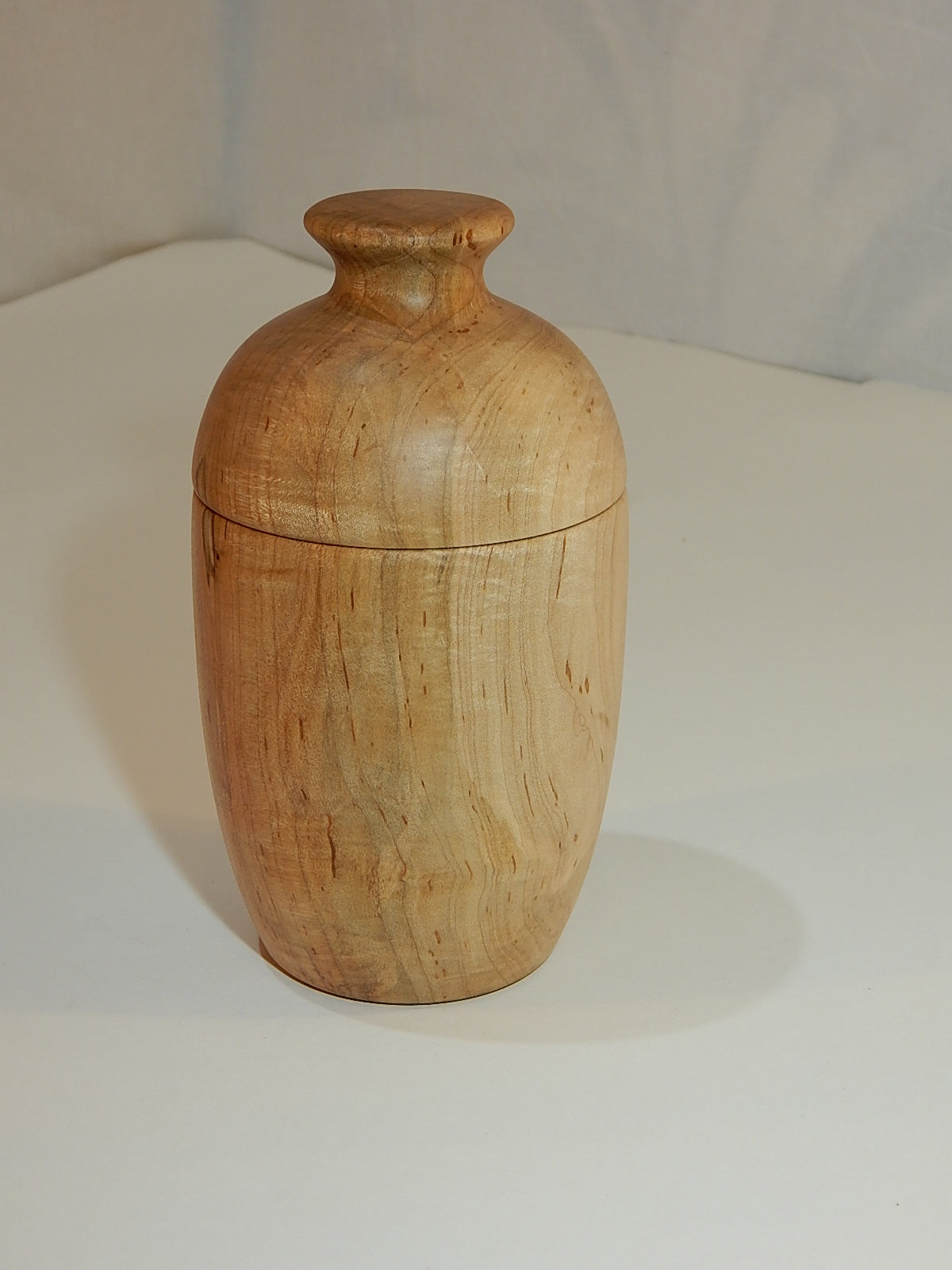 Maple Bowl with Lid, Handmade Lathe Turned Box, Artisan Crafted