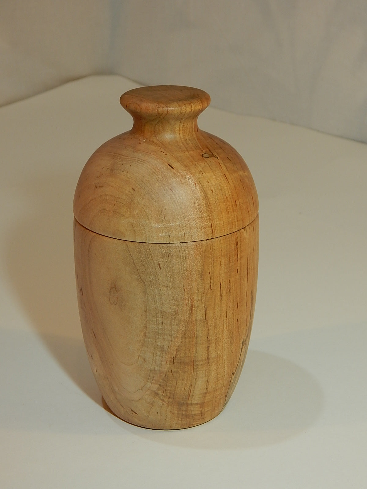 Maple Bowl with Lid, Handmade Lathe Turned Box, Artisan Crafted