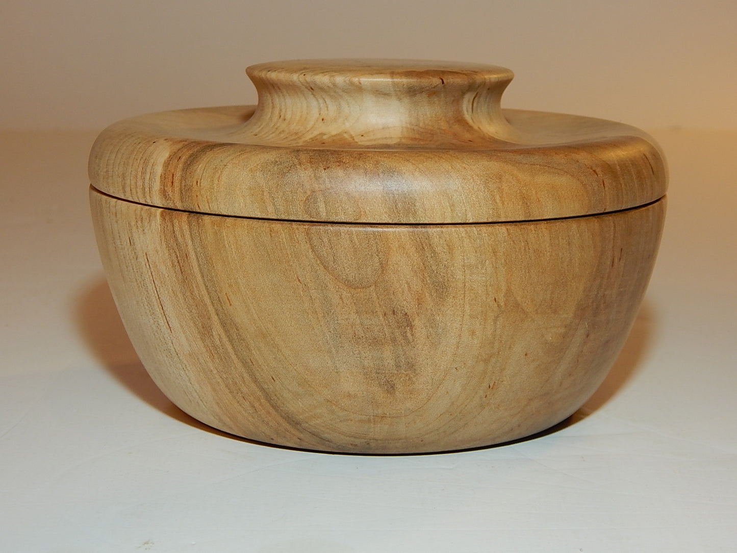 Maple Bowl with Lid, Handmade Lathe Turned Box, Artisan Crafted