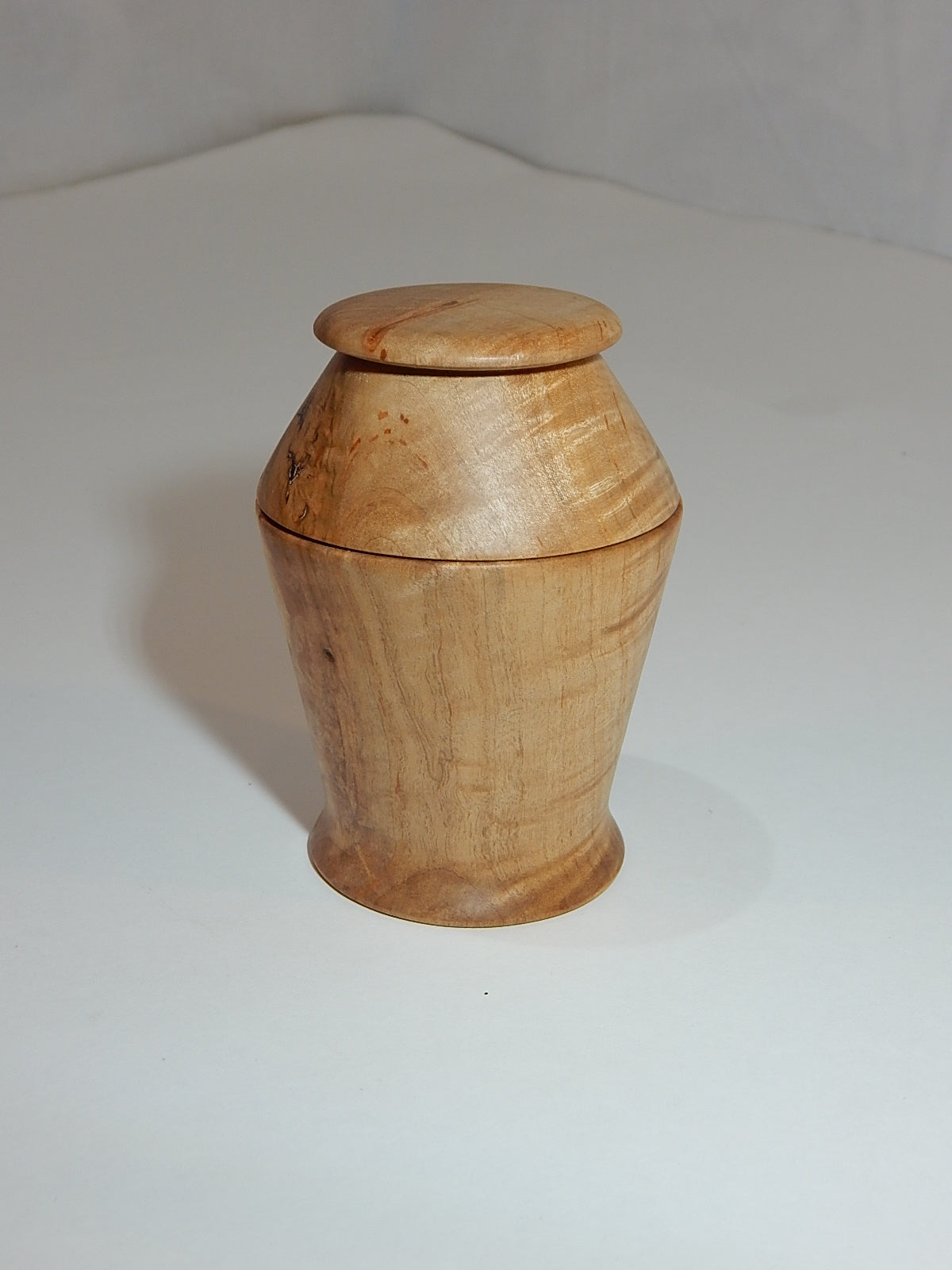 Maple Bowl with Lid, Handmade Lathe Turned Box, Artisan Crafted