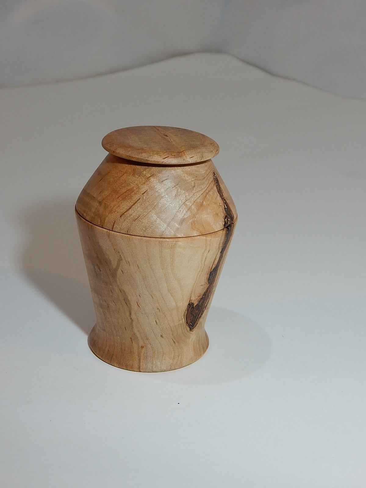 Maple Bowl with Lid, Handmade Lathe Turned Box, Artisan Crafted