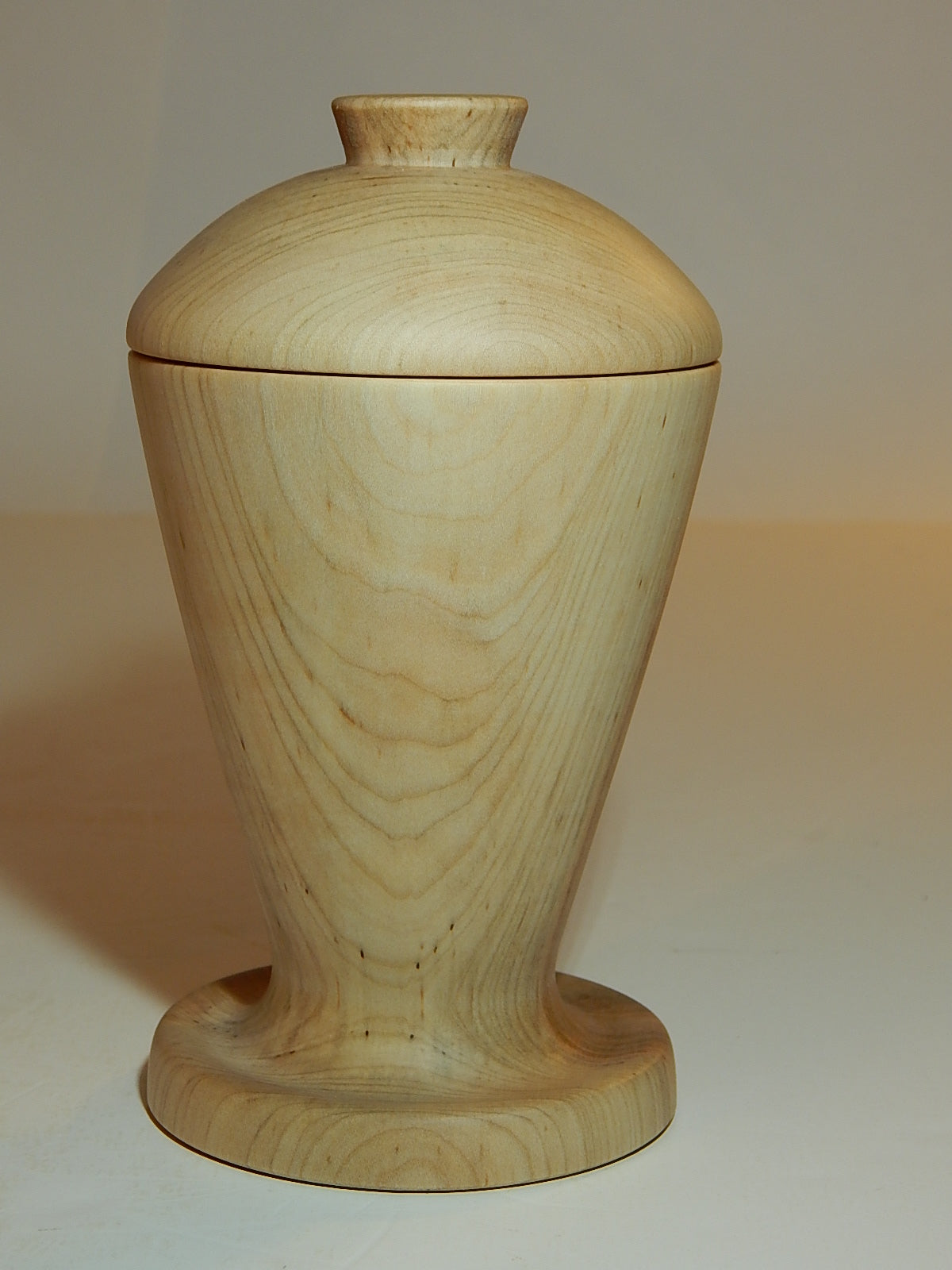 Maple Bowl with Lid, Handmade Lathe Turned Box, Artisan Crafted