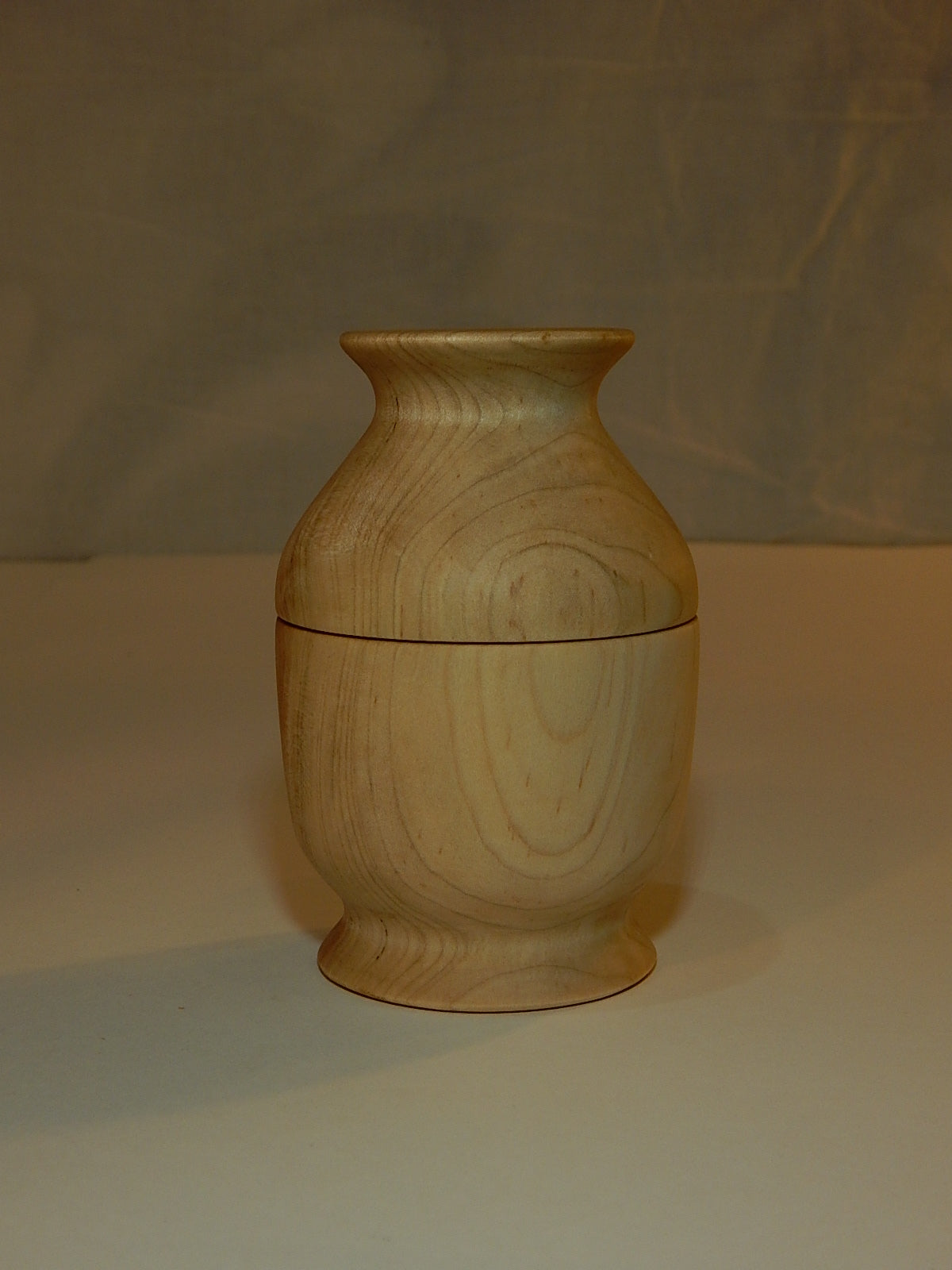 Maple Bowl with Lid, Handmade Lathe Turned Box, Artisan Crafted