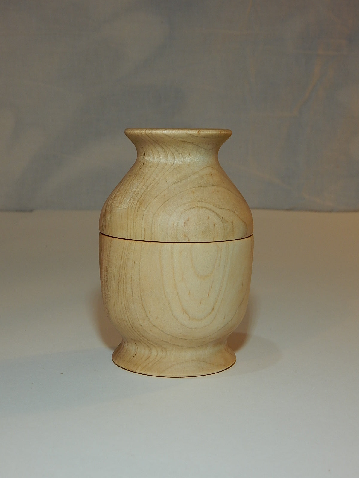 Maple Bowl with Lid, Handmade Lathe Turned Box, Artisan Crafted