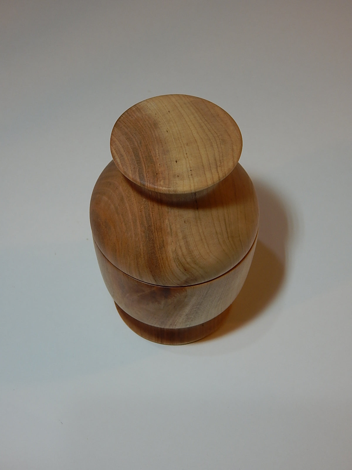 Maple Bowl with Lid, Handmade Lathe Turned Box, Artisan Crafted